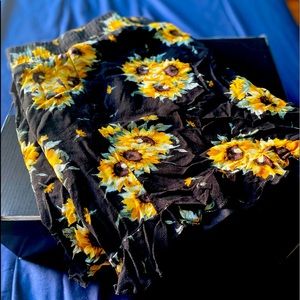 Sunflower shorts
